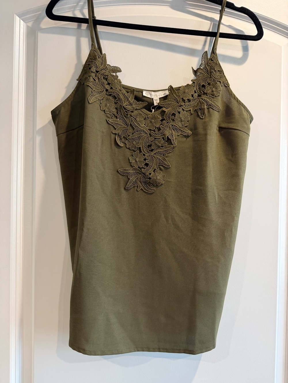 FSL Apparel Olive Green Lace Trim Sleeveless Camisole Top - Size Small